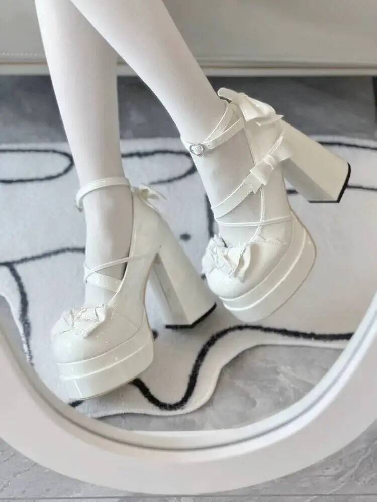 Lolita Platform Mary Jane Shoe - Party Games Cross Platform recension och pris