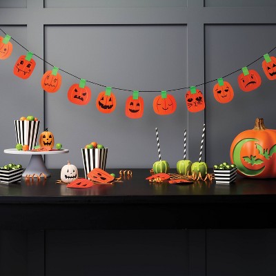 22 Count Pumpkin Garland Party - Party Games Bridal Shower recension och pris